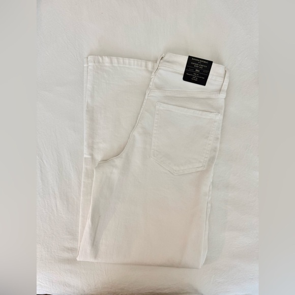 Banana Republic Denim - Banana Republic White Flare & Wide Leg Jeans